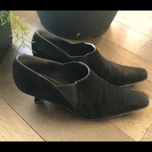 3 for $25* Stuart Weitzman black suede dress shoes Sz. 8.5